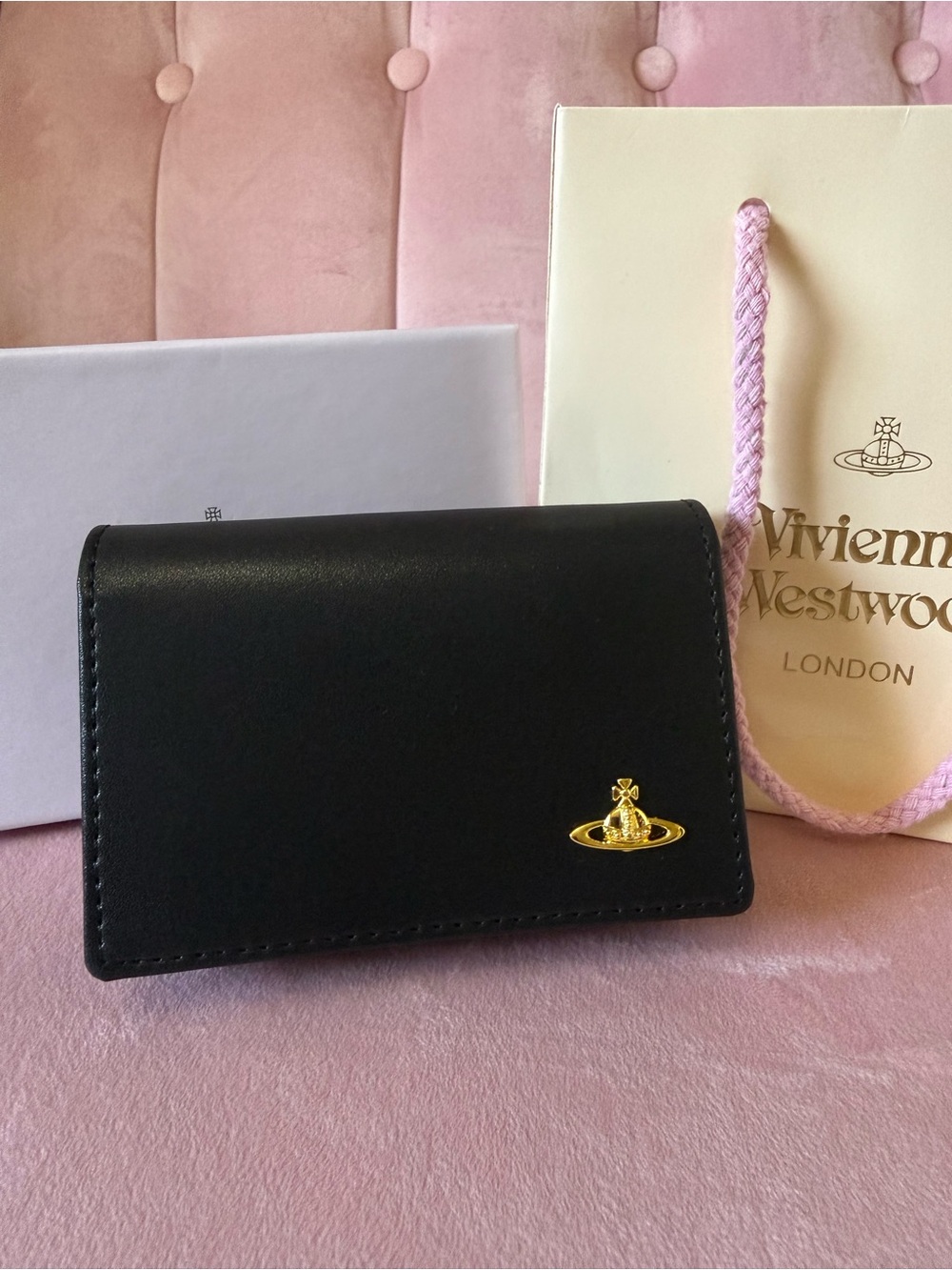 💯 Auth! Vivienne Westwood Black Leather Card & Key Holder with Gold Orb. BNWT!